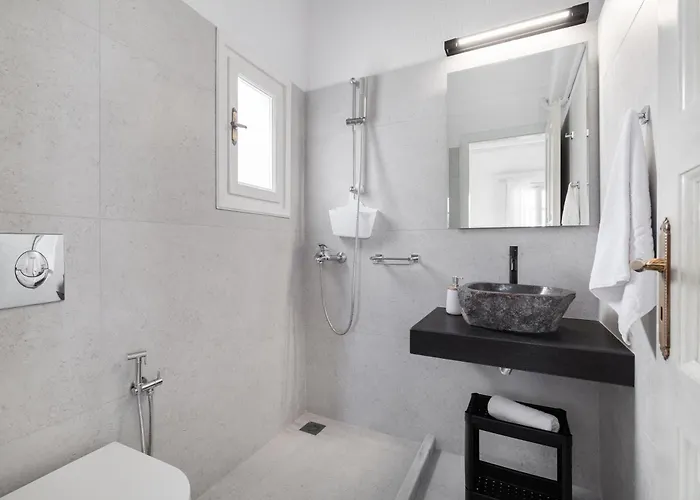 Fos Mykonos Agios Ioannis Diakoftis