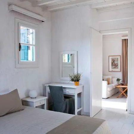 Fos Mykonos * Agios Ioannis Diakoftis