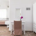 Fos Mykonos * Agios Ioannis Diakoftis