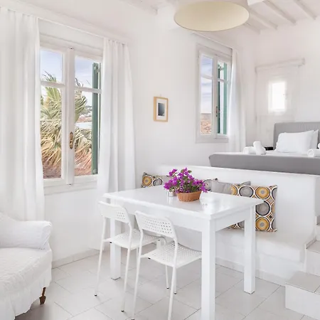 Fos Mykonos * Agios Ioannis Diakoftis