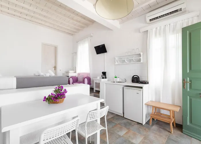 Fos Mykonos Agios Ioannis Diakoftis