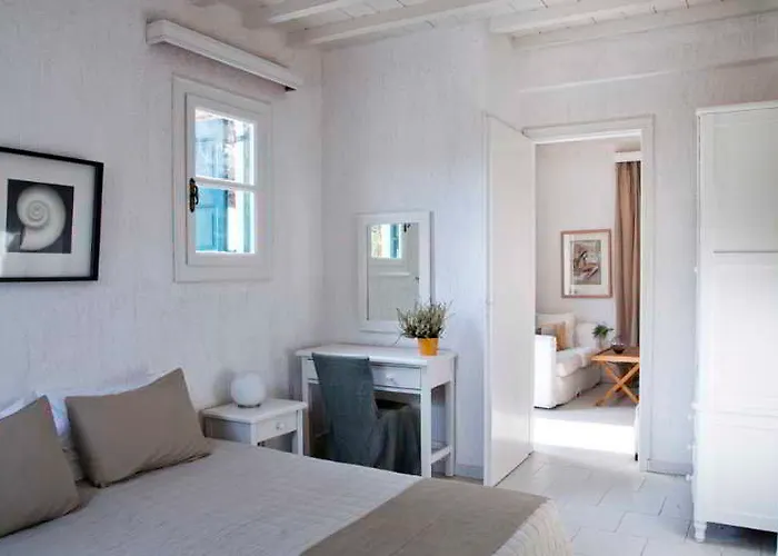 Fos Mykonos * Agios Ioannis Diakoftis