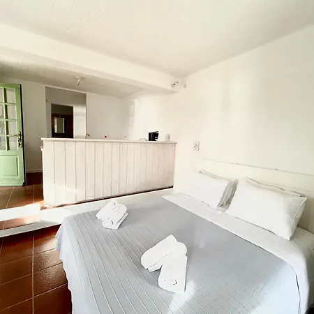 Fos Mykonos *